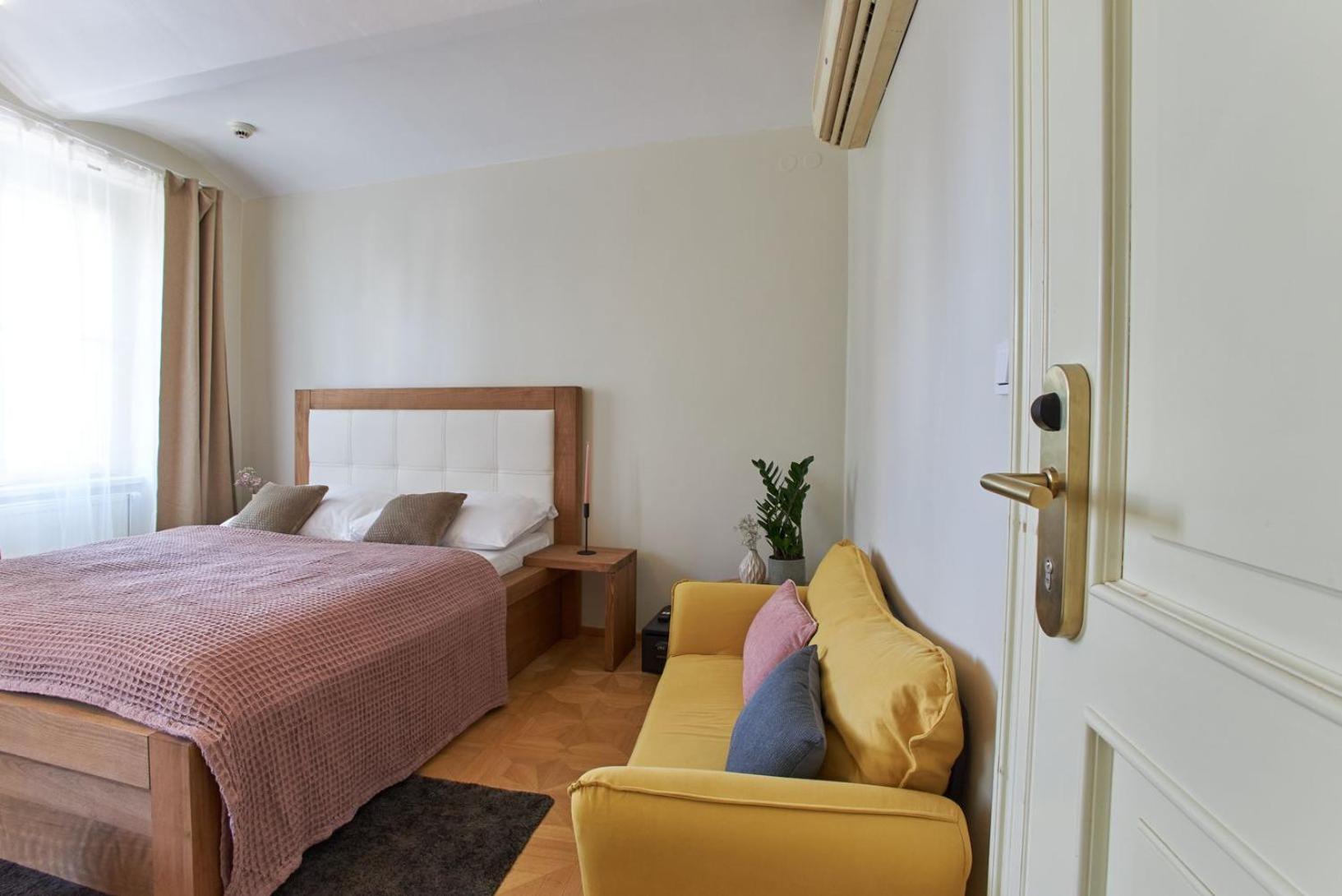 River View By Charles bridge Apartamento *
